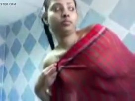 Desi girl bathroom show