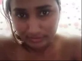 Swathinaidu romantic bath