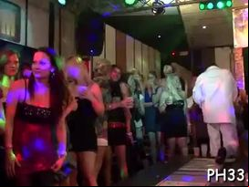 Plenty of blond ladies sucking dicks